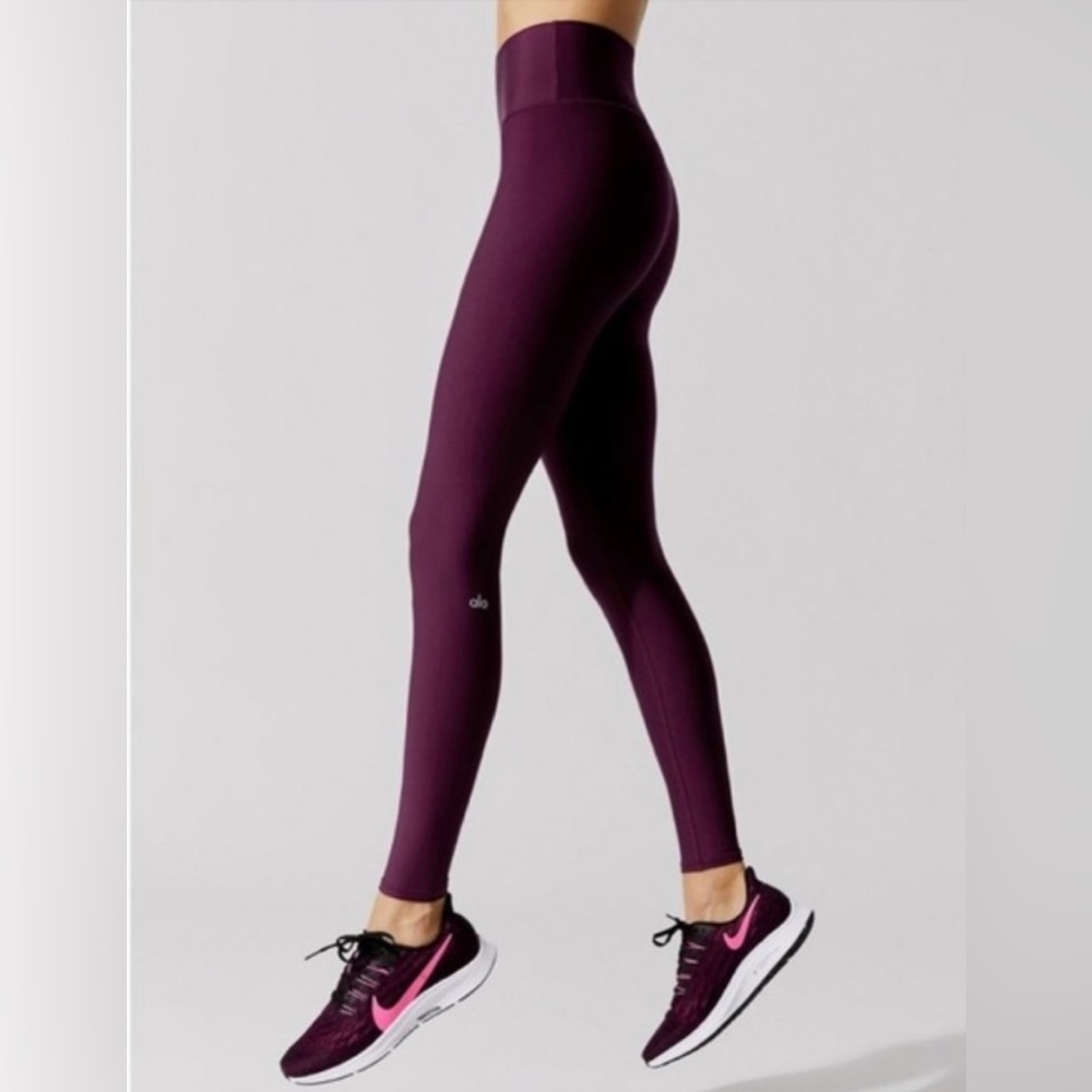 ⭐️ALO YOGA high-waist AIRLIFT LEGGING